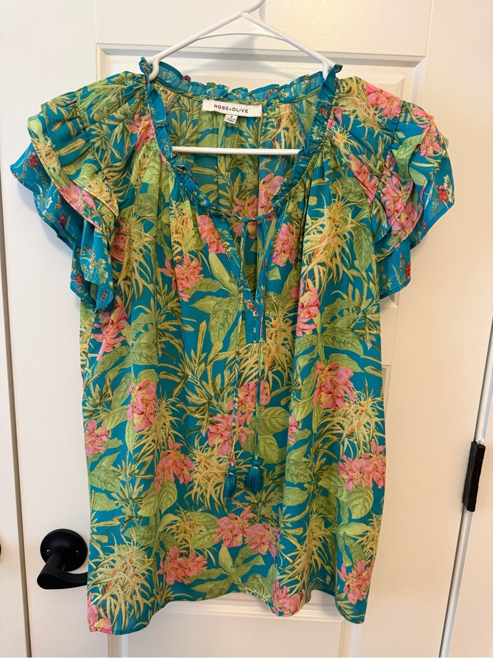 Rose & Olive Teal Tropical Floral Flutter Sleeve Blouse
